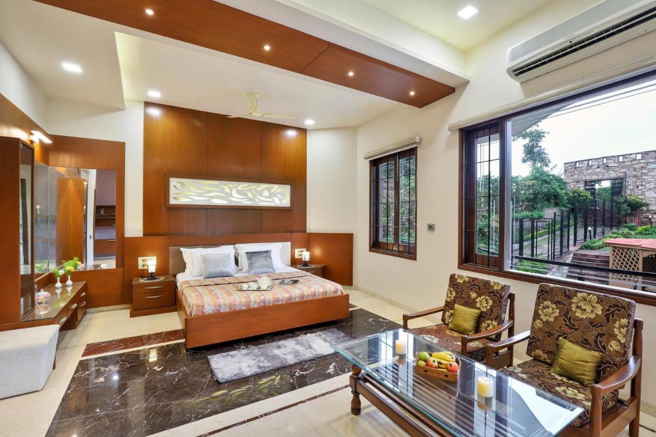 Stayvista'S Prakriti Farms With Outdoor Pool, Complimentary Breakfast And Hi-Tea Udaipur Buitenkant foto
