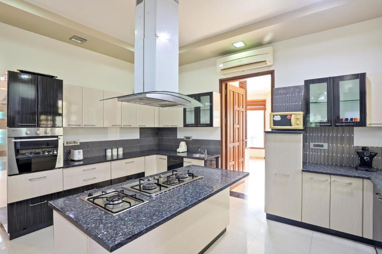 Stayvista'S Prakriti Farms With Outdoor Pool, Complimentary Breakfast And Hi-Tea Udaipur Buitenkant foto