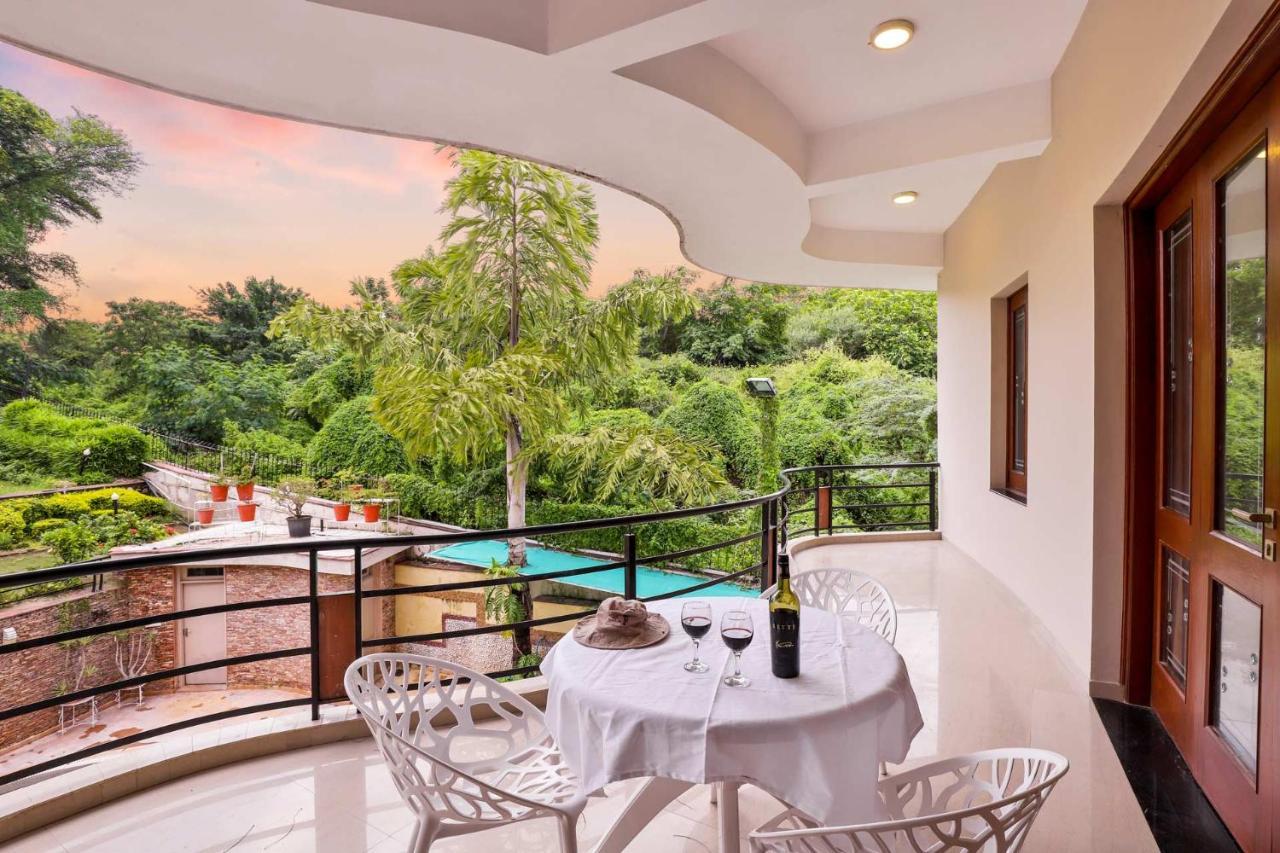 Stayvista'S Prakriti Farms With Outdoor Pool, Complimentary Breakfast And Hi-Tea Udaipur Buitenkant foto