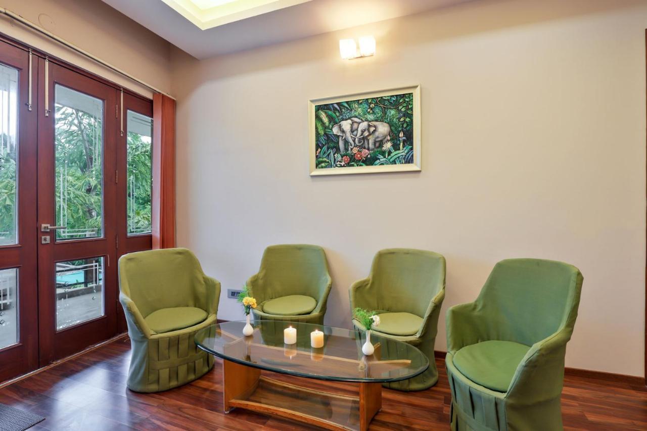 Stayvista'S Prakriti Farms With Outdoor Pool, Complimentary Breakfast And Hi-Tea Udaipur Buitenkant foto